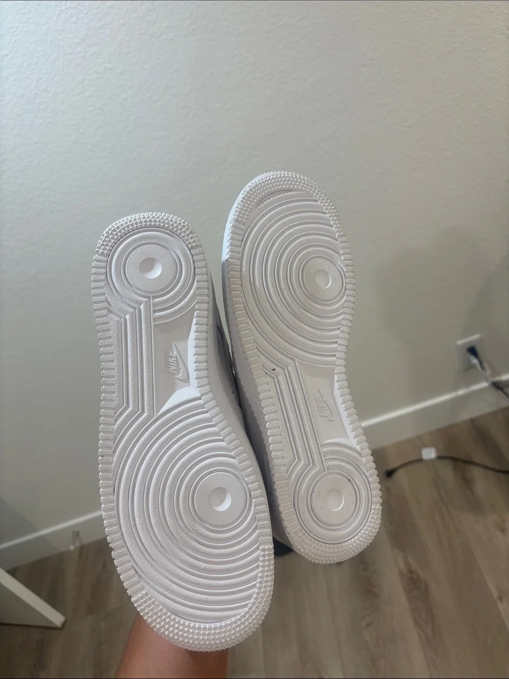 Nike Men’s White Sneakers